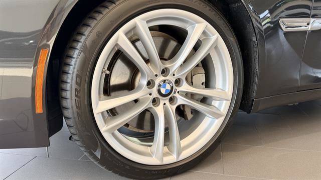 Used 2012 BMW 750i RWD image 14