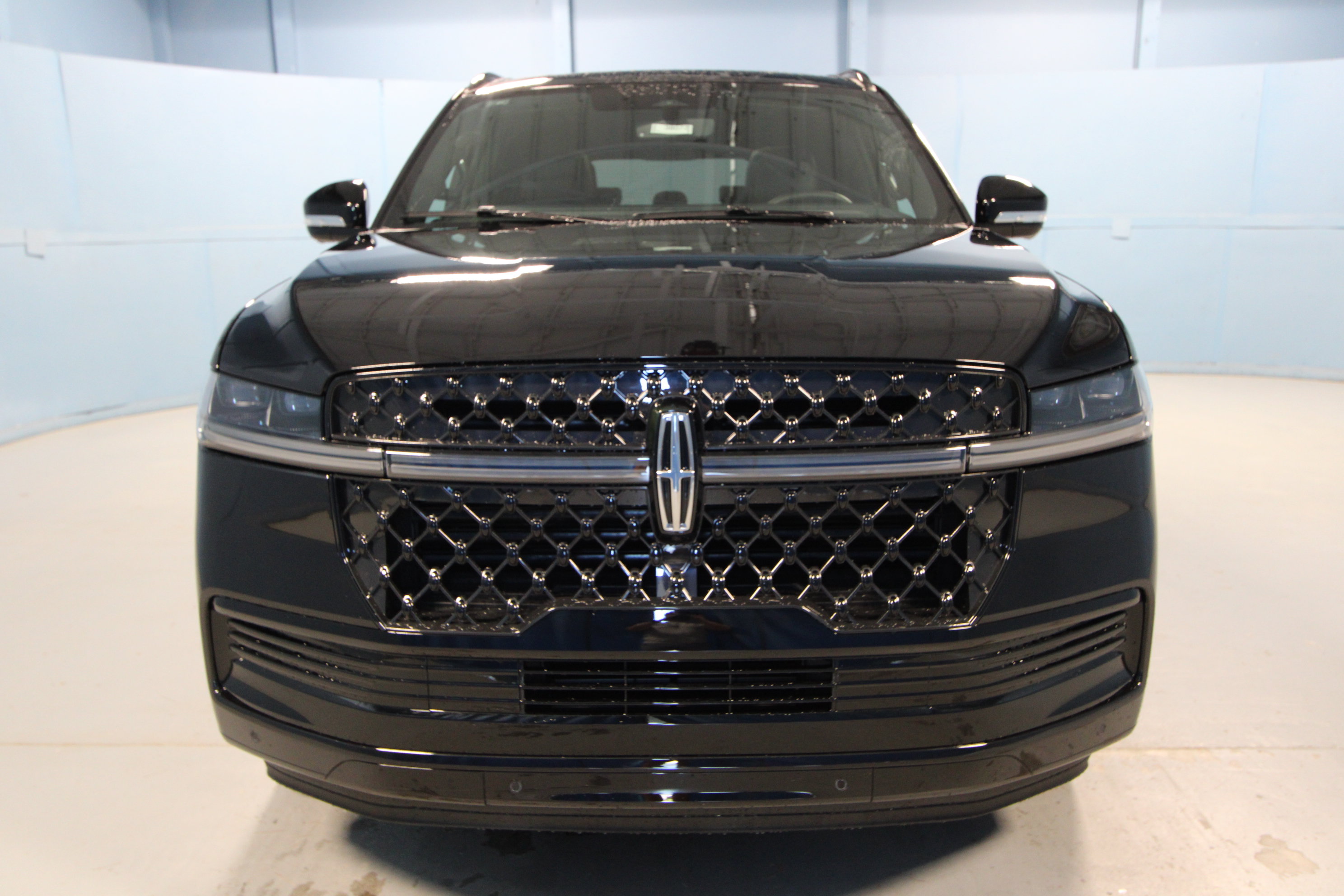 New 2027 Lincoln Navigator L Reserve w/ Jet Appearance Package AWD/4WD image 30