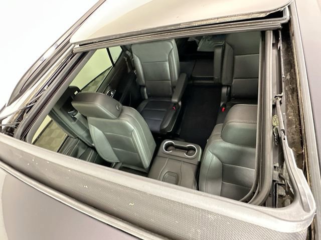 Used 2023 Chevrolet Tahoe Z71 w/ Luxury Package image 22