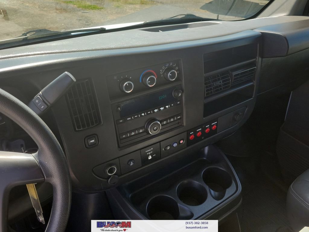 Used 2015 Chevrolet Express 2500 image 16