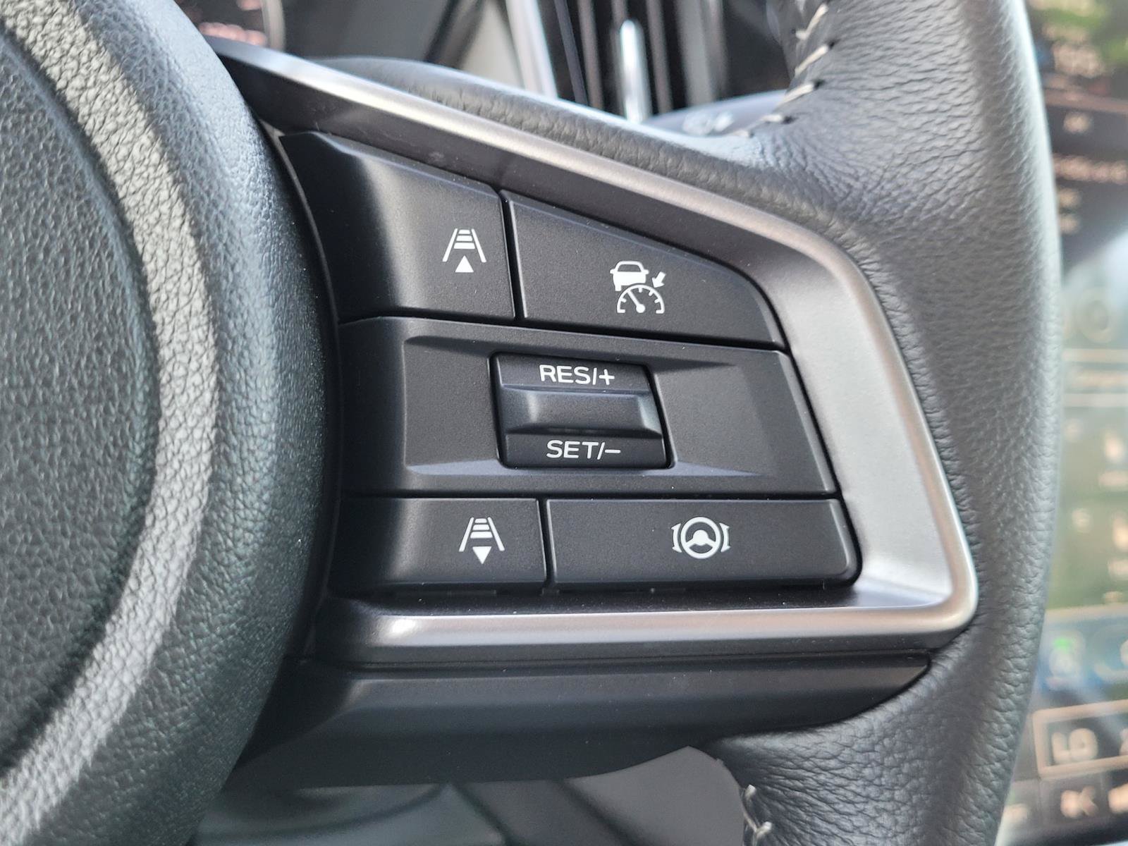 Certified 2025 Subaru Legacy Premium AWD/4WD image 8