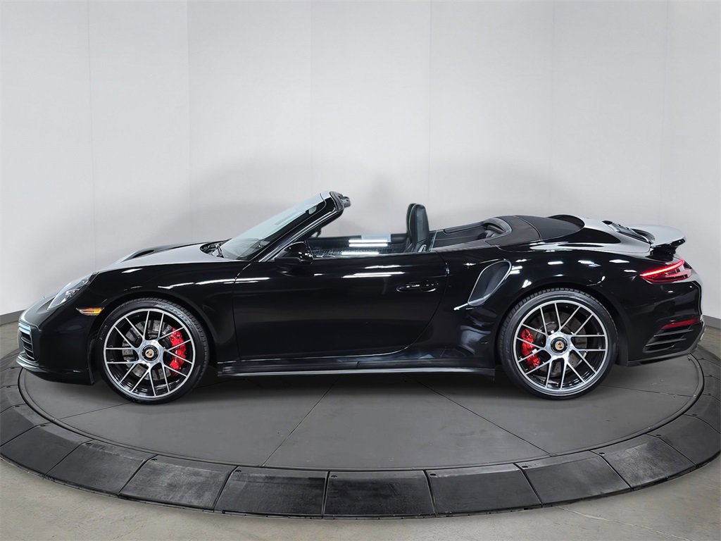 Used 2019 Porsche 911 Turbo image 2