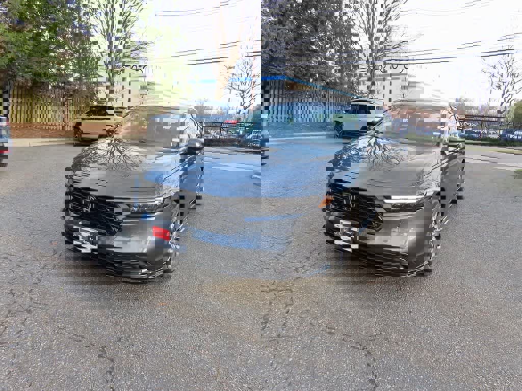 New 2025 Honda Accord EX-L image 1