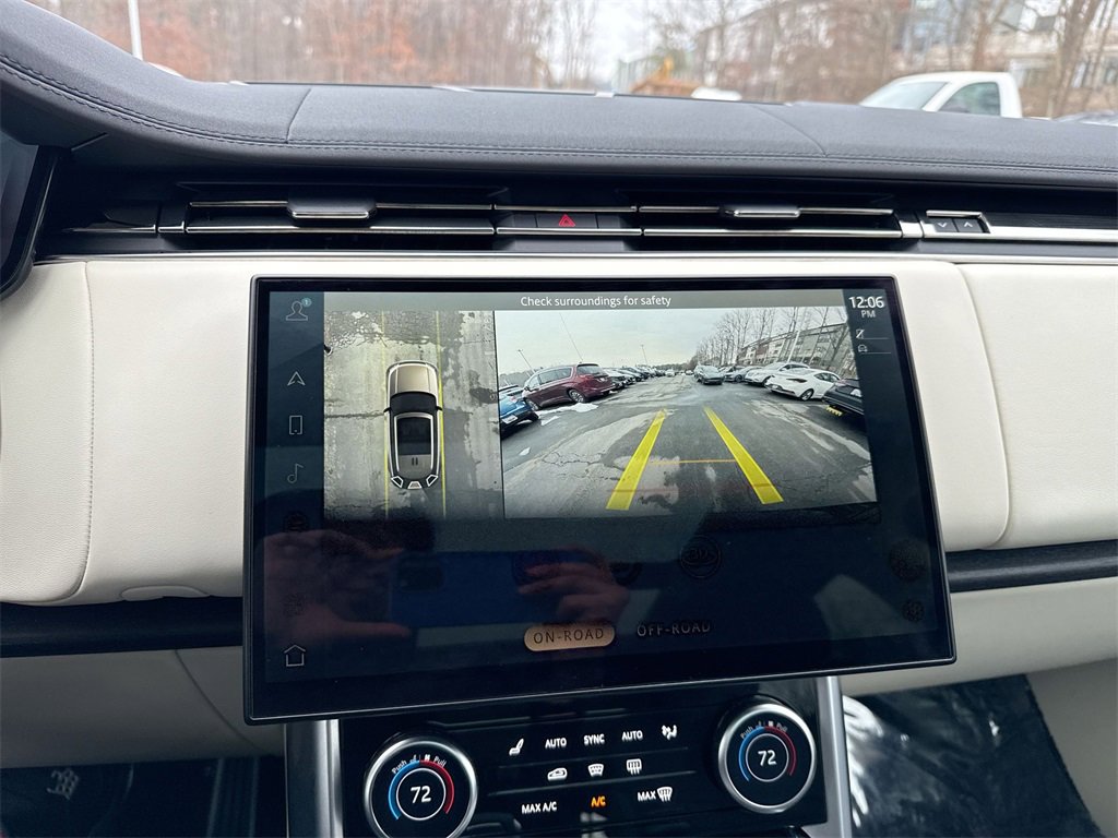 Used 2023 Land Rover Range Rover SE image 23