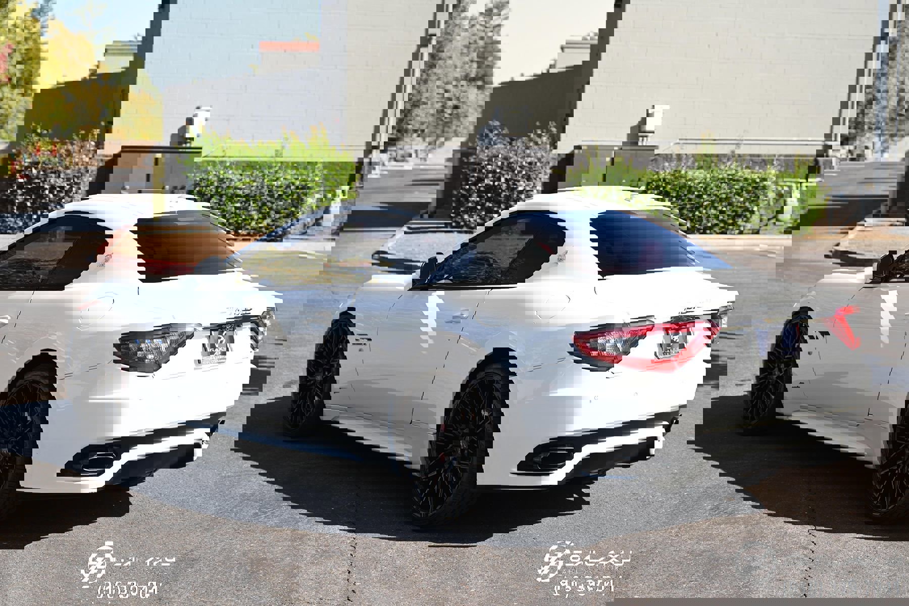 Used 2016 Maserati GranTurismo Sport image 7