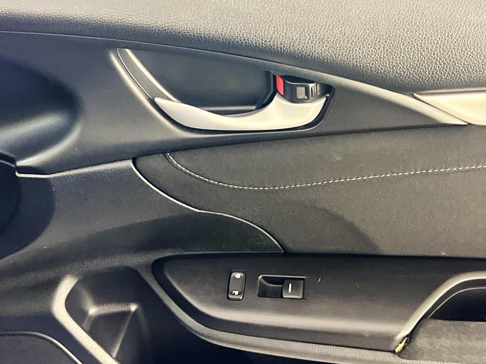 Used 2018 Honda Civic EX-T image 31