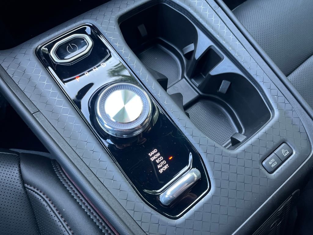 New 2025 Jeep Wagoneer S Launch Edition image 12