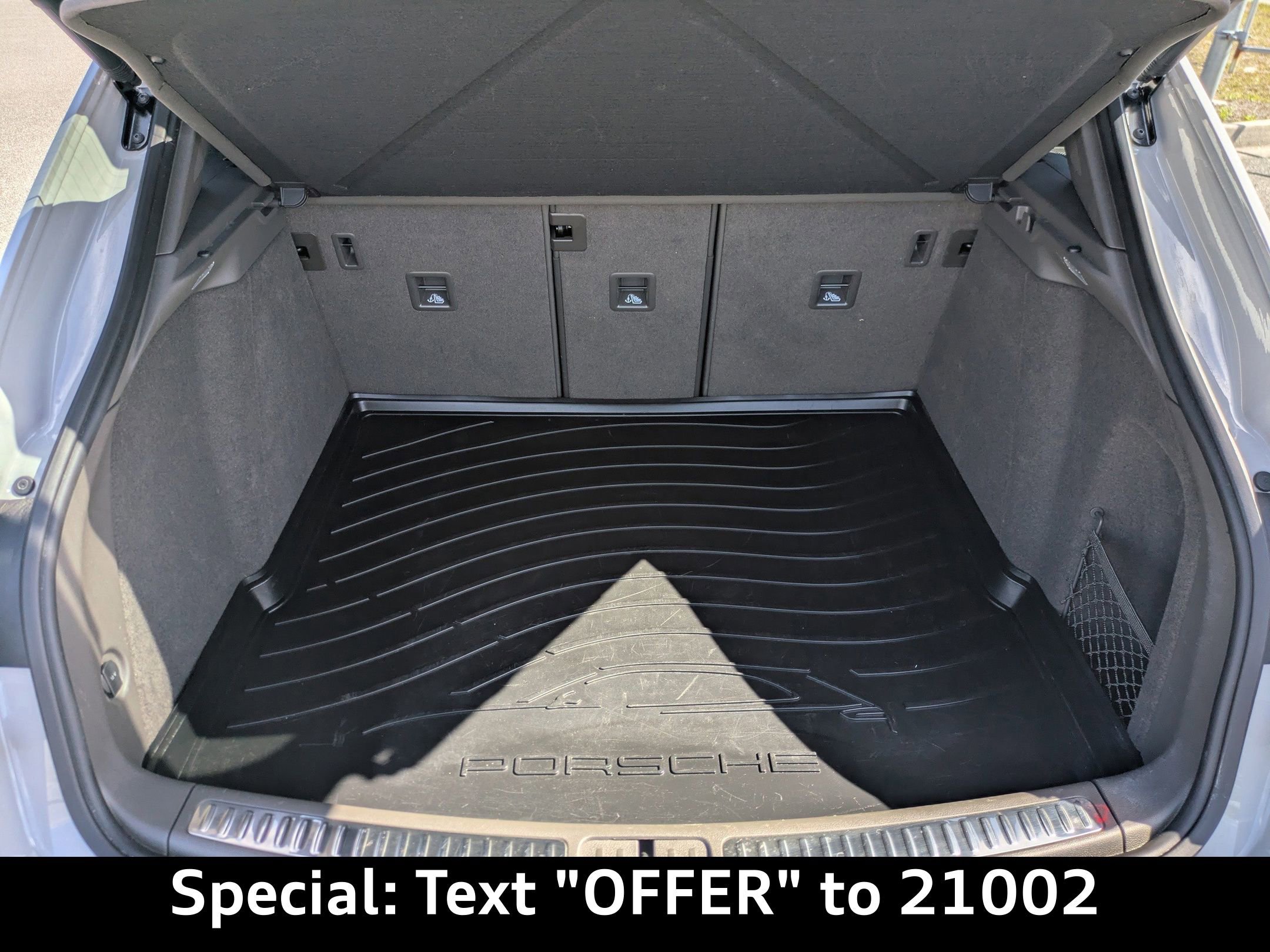 Used 2022 Porsche Macan image 14