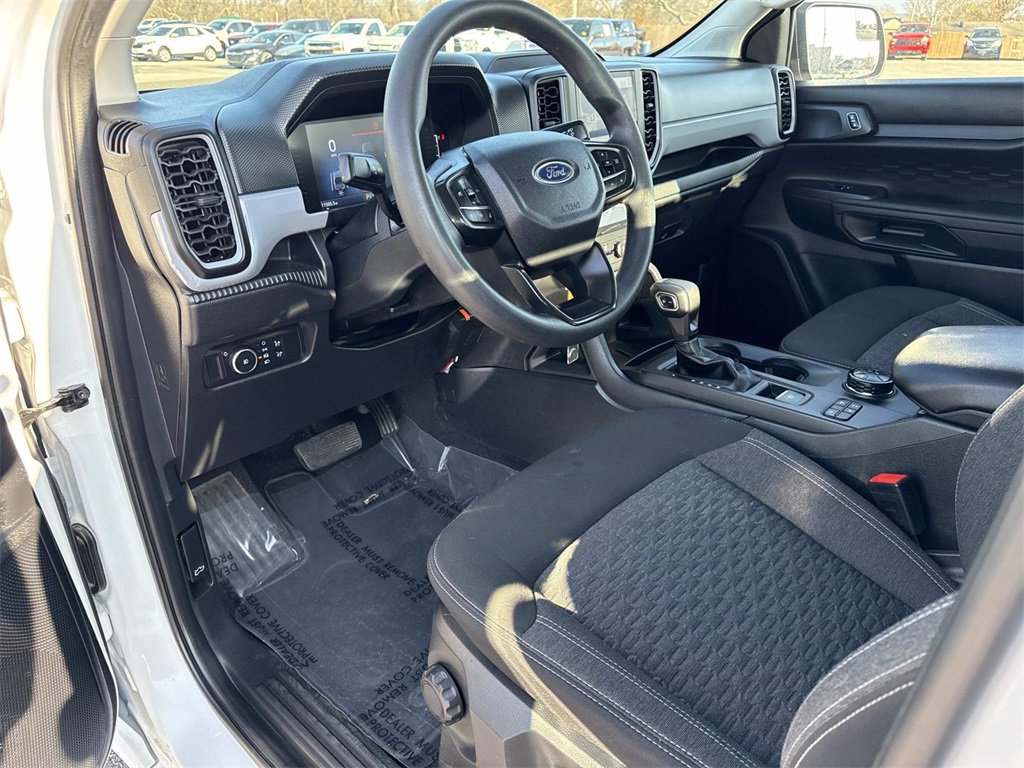 Used 2024 Ford Ranger XL image 9