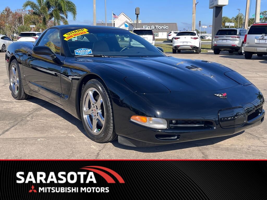 Used 1998 Chevrolet Corvette Coupe w/ Memory Pkg image 1