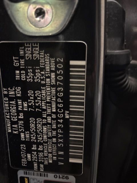 Used 2023 Kia Telluride EX image 14