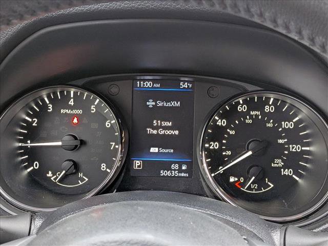 Used 2018 Nissan Rogue SV w/ Premium Package image 12