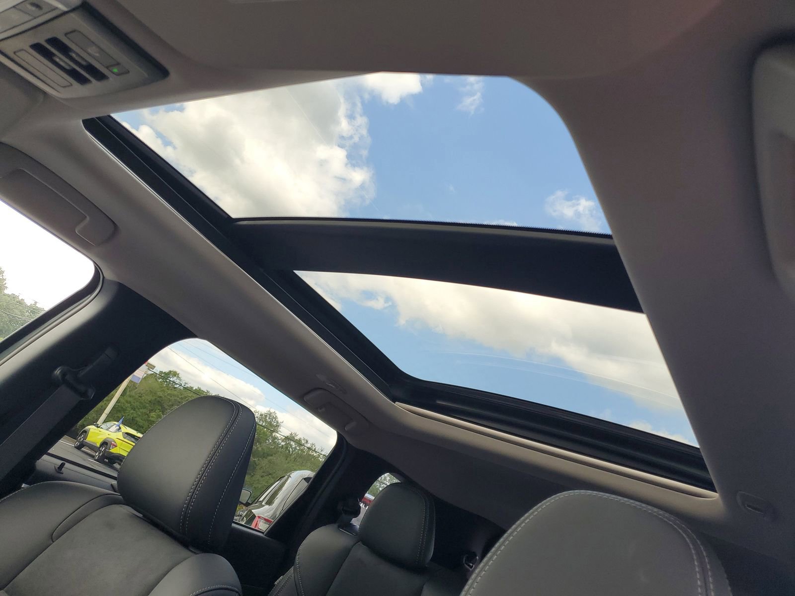 New 2025 Mitsubishi Outlander SE AWD/4WD image 10