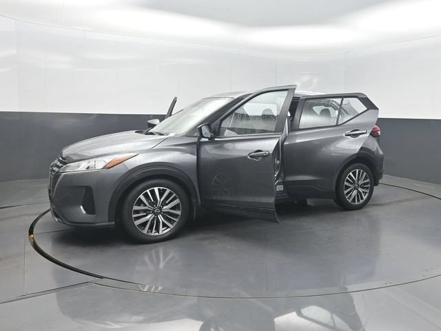 Used 2023 Nissan Kicks SV FWD image 29