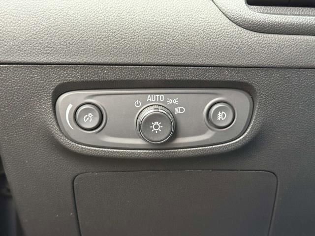 Used 2023 Buick Encore GX Essence w/ Advanced Technology Package image 19