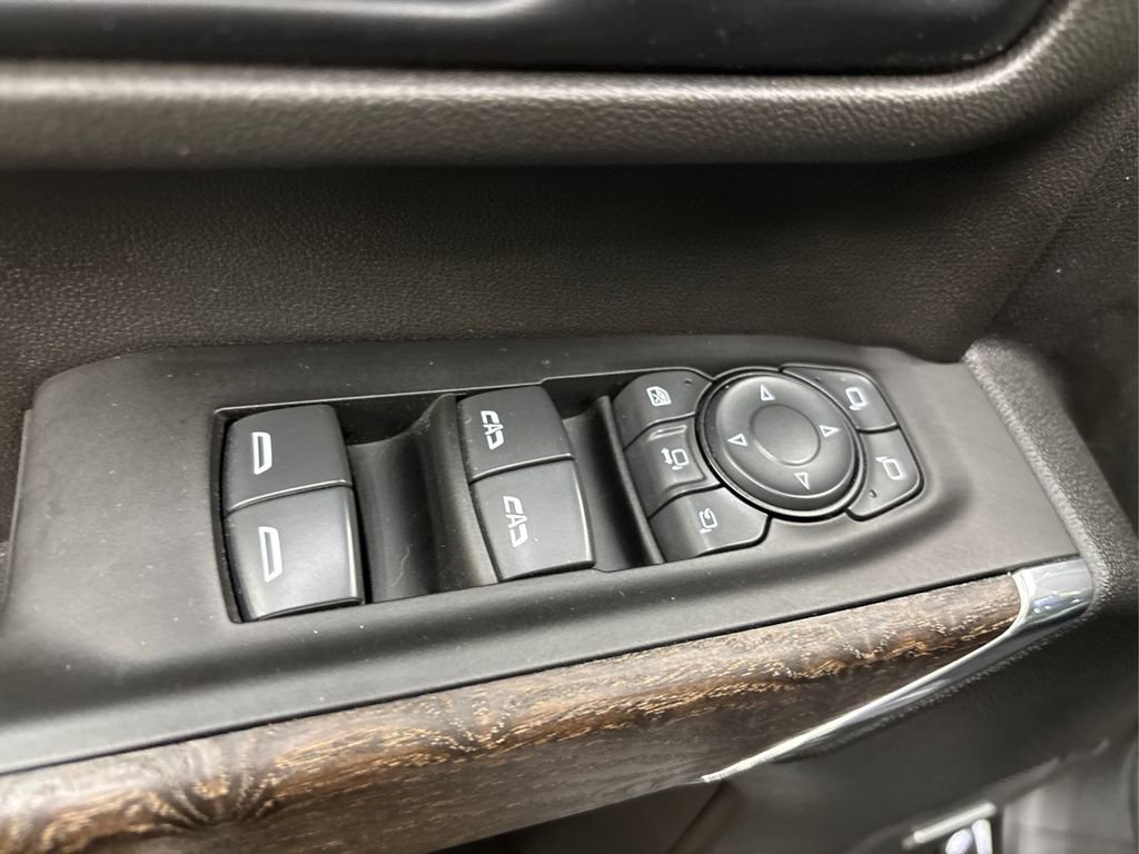 Used 2022 GMC Sierra 3500 Denali image 39