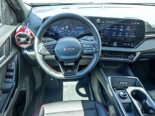 New 2026 Chevrolet Equinox RS w/ LPO, Floor Liner Package FWD image 17