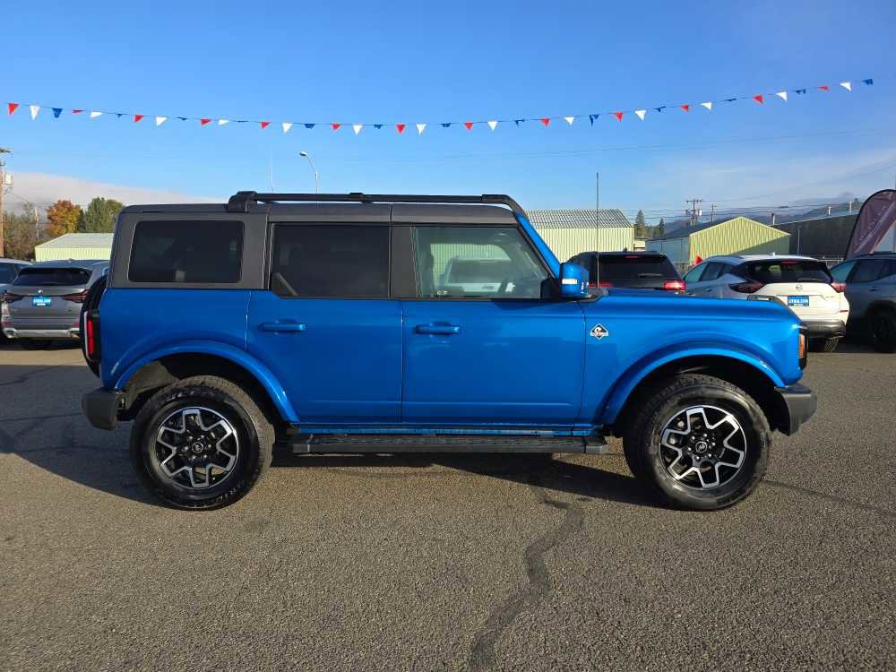 Used 2024 Ford Bronco Outer Banks image 6