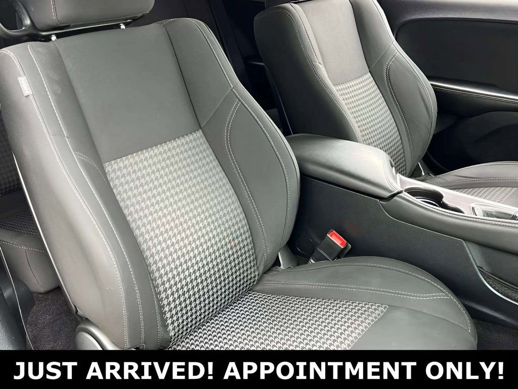 Used 2016 Dodge Challenger R/T w/ Blacktop Package RWD image 14