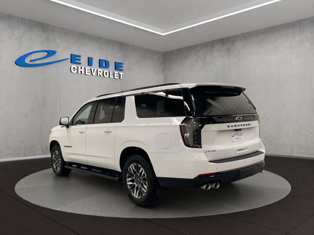 New 2026 Chevrolet Suburban Z71 w/ Z71 Off-Road Package AWD/4WD image 13
