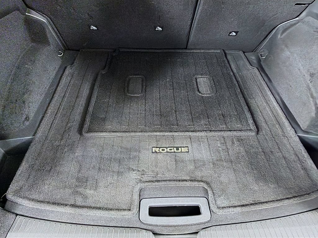 Used 2023 Nissan Rogue SV AWD/4WD image 16