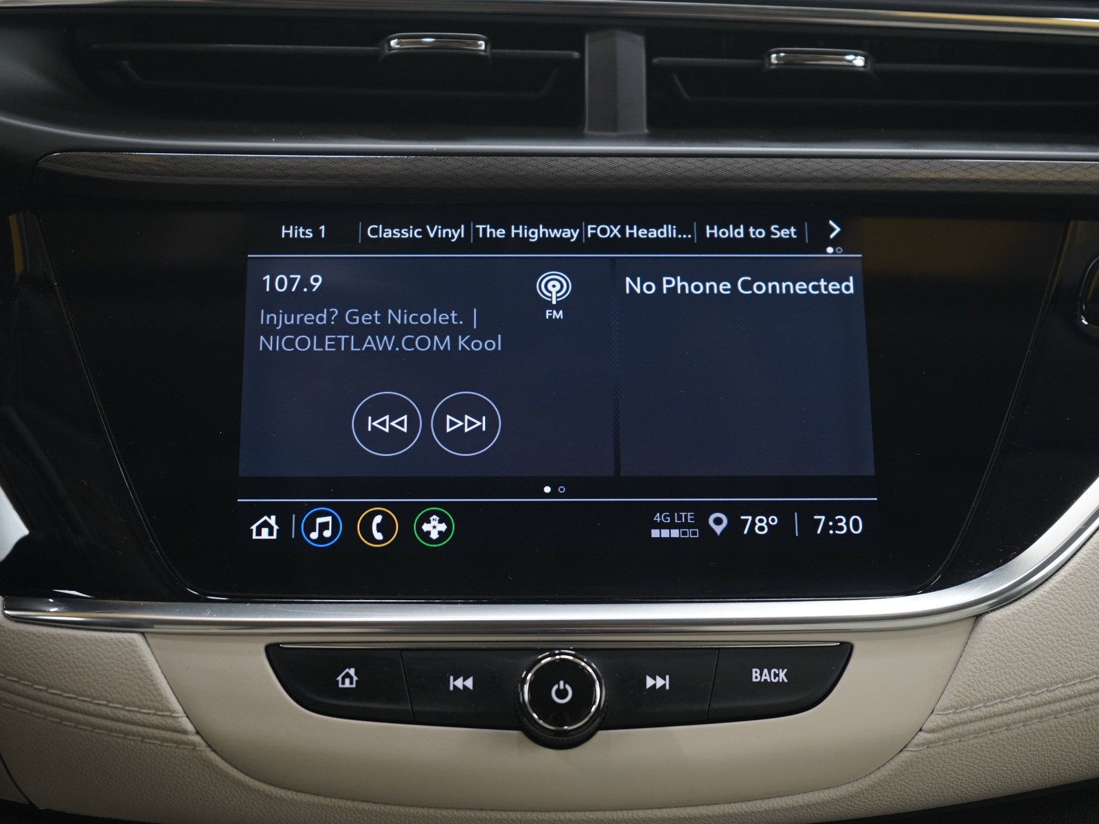 Used 2023 Buick Encore GX Preferred w/ Cold Weather Comfort Package FWD image 17