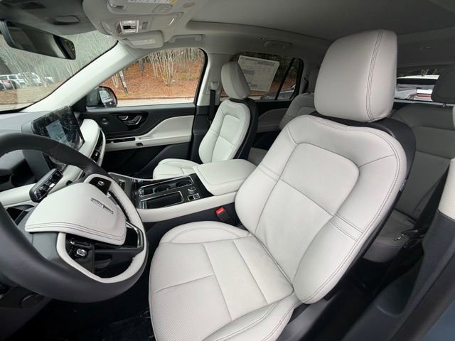 New 2026 Lincoln Aviator 2WD image 14
