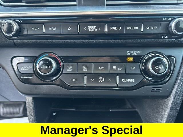 Used 2021 Kia Niro EX Premium w/ Cold Weather Package image 29