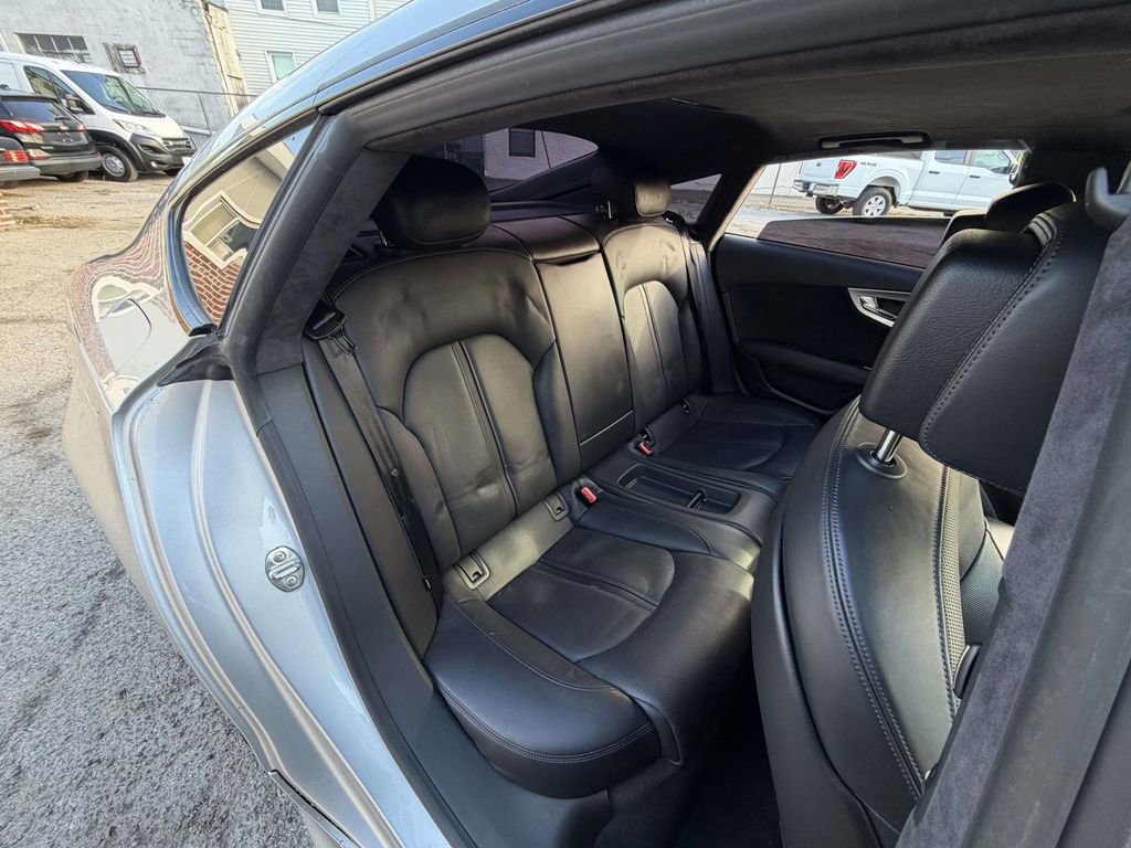 Used 2016 Audi RS 7 Prestige image 14