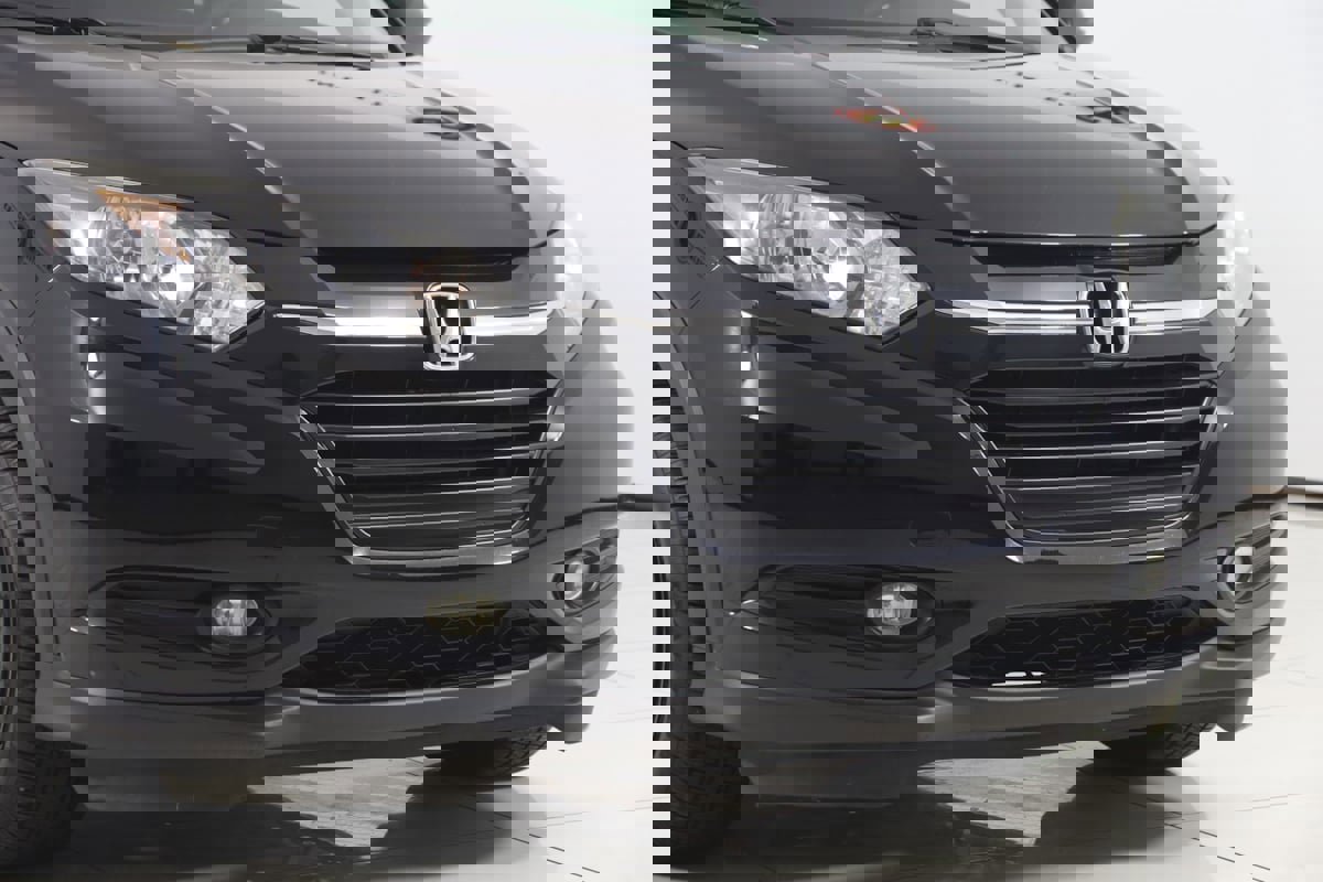 Used 2018 Honda HR-V EX image 34