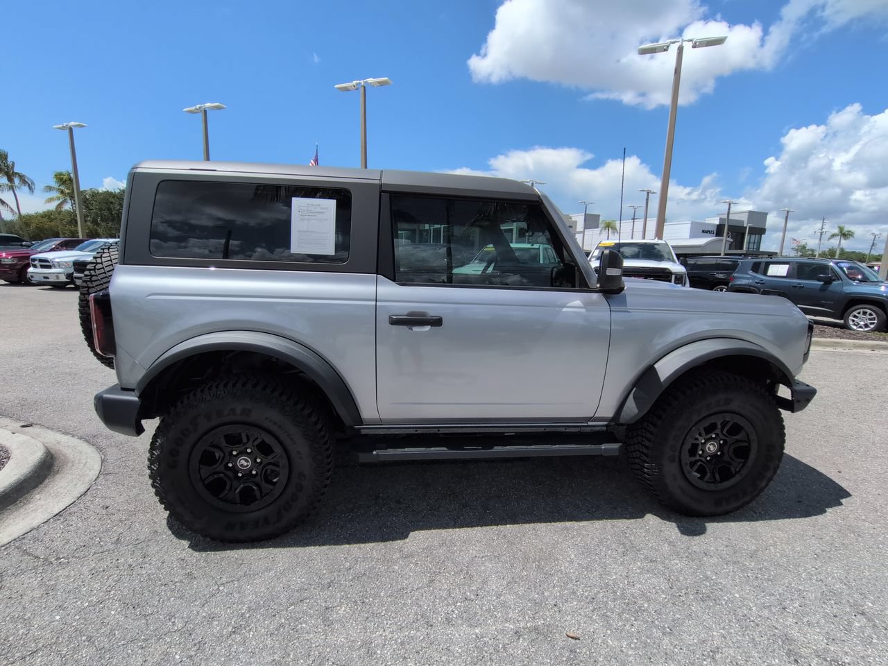 Used 2022 Ford Bronco Wildtrak AWD/4WD image 4