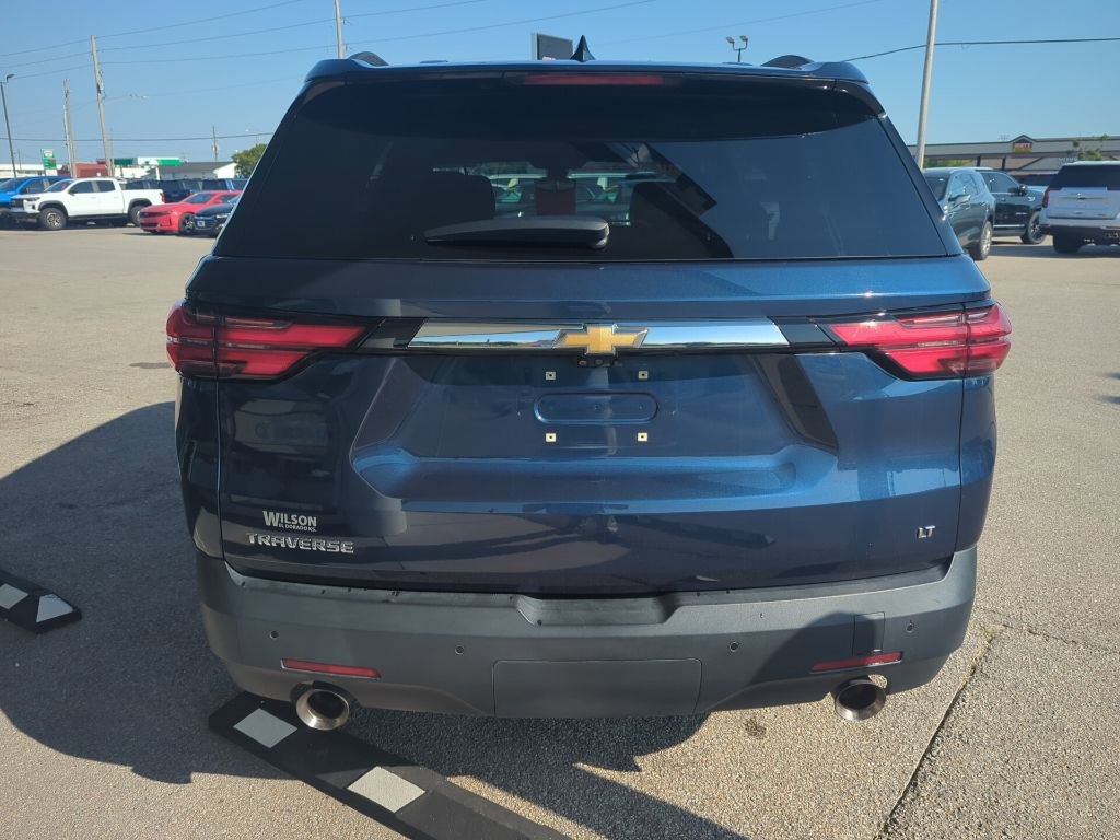 Used 2022 Chevrolet Traverse LT FWD image 4