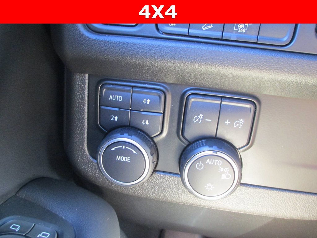 Certified 2022 Chevrolet Tahoe Z71 w/ Luxury Package image 27