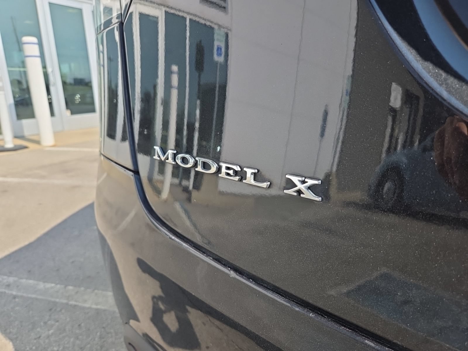 Used 2018 Tesla Model X 75D AWD/4WD image 8