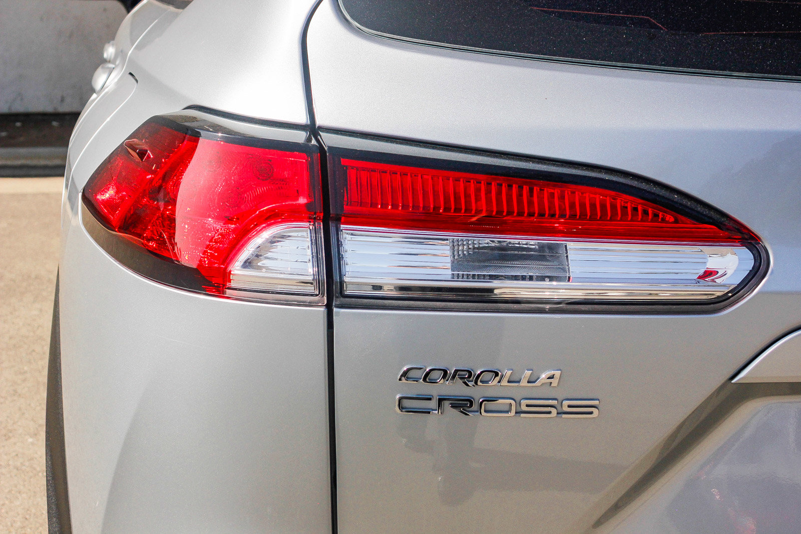 Used 2023 Toyota Corolla Cross L image 9