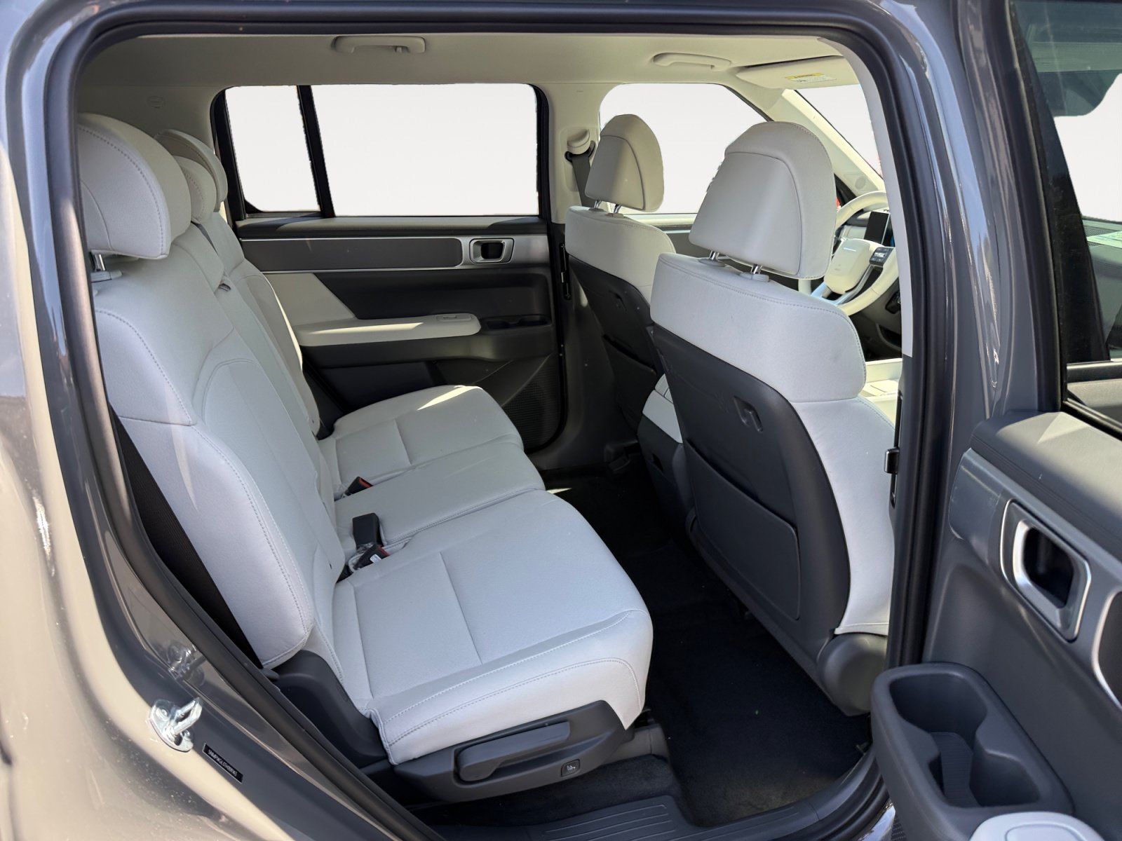 New 2026 Hyundai Santa Fe SE FWD image 18