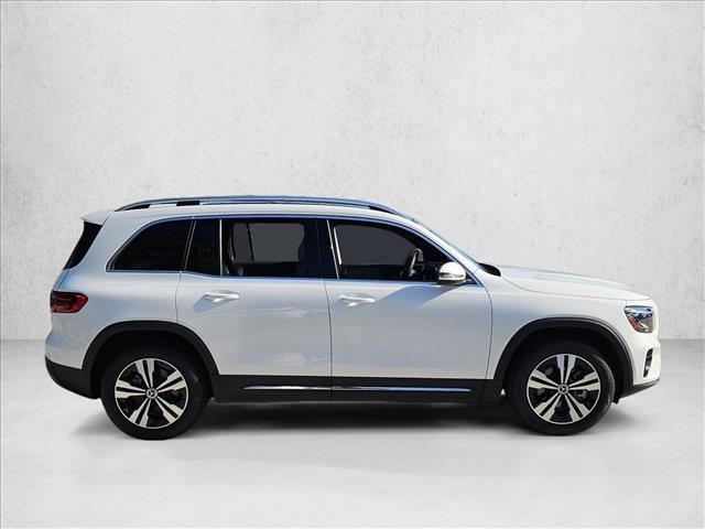 Used 2026 Mercedes-Benz GLB 250 image 4