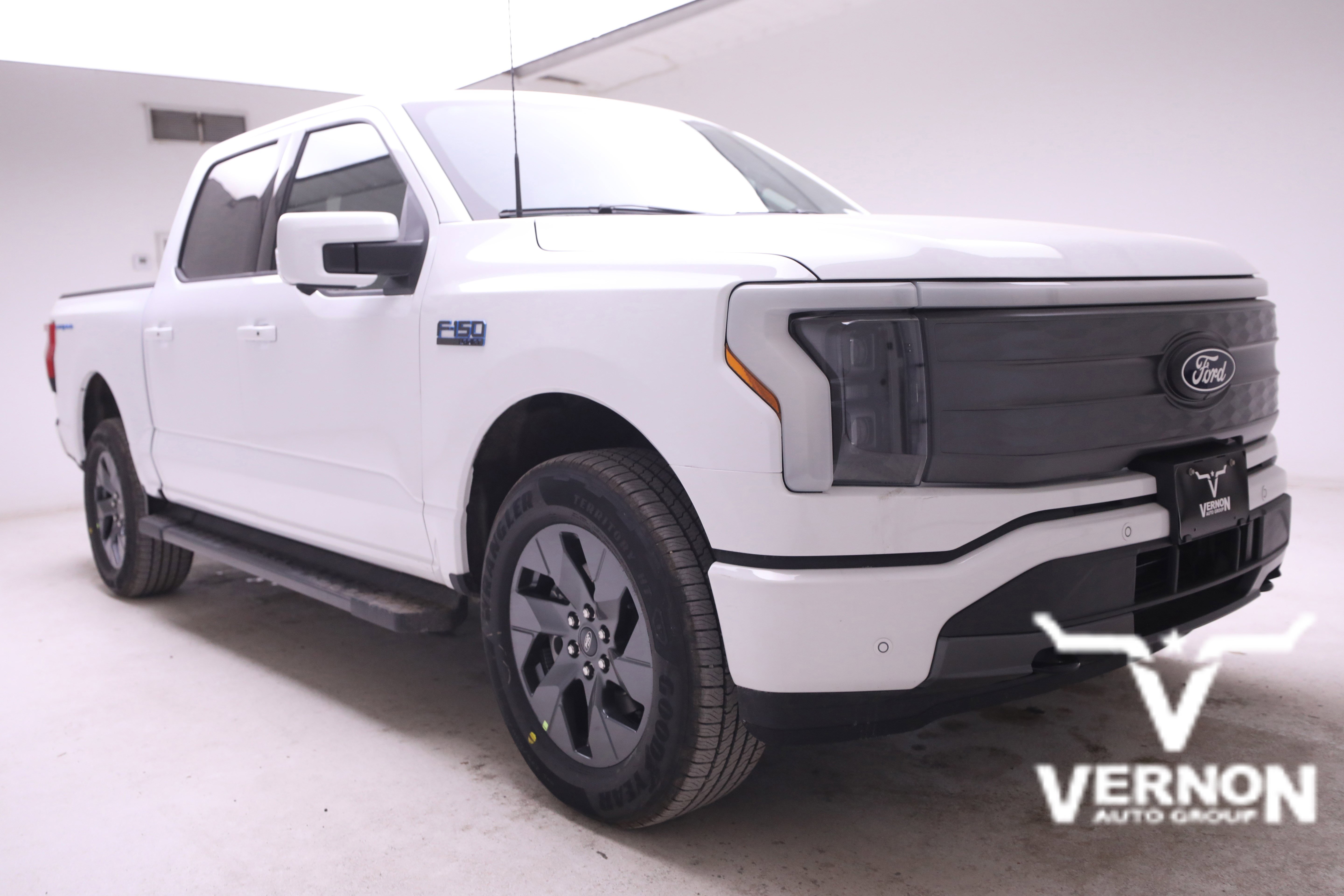 New 2025 Ford F150 Lightning Lariat image 7