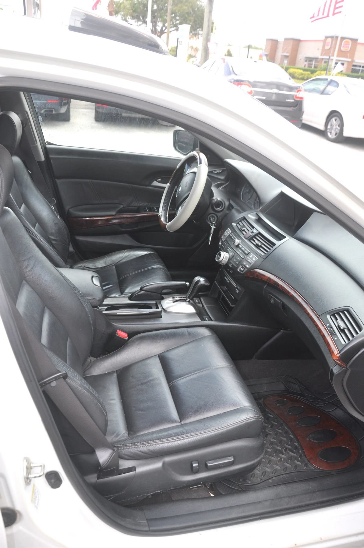 Used 2012 Honda Crosstour EX-L image 17