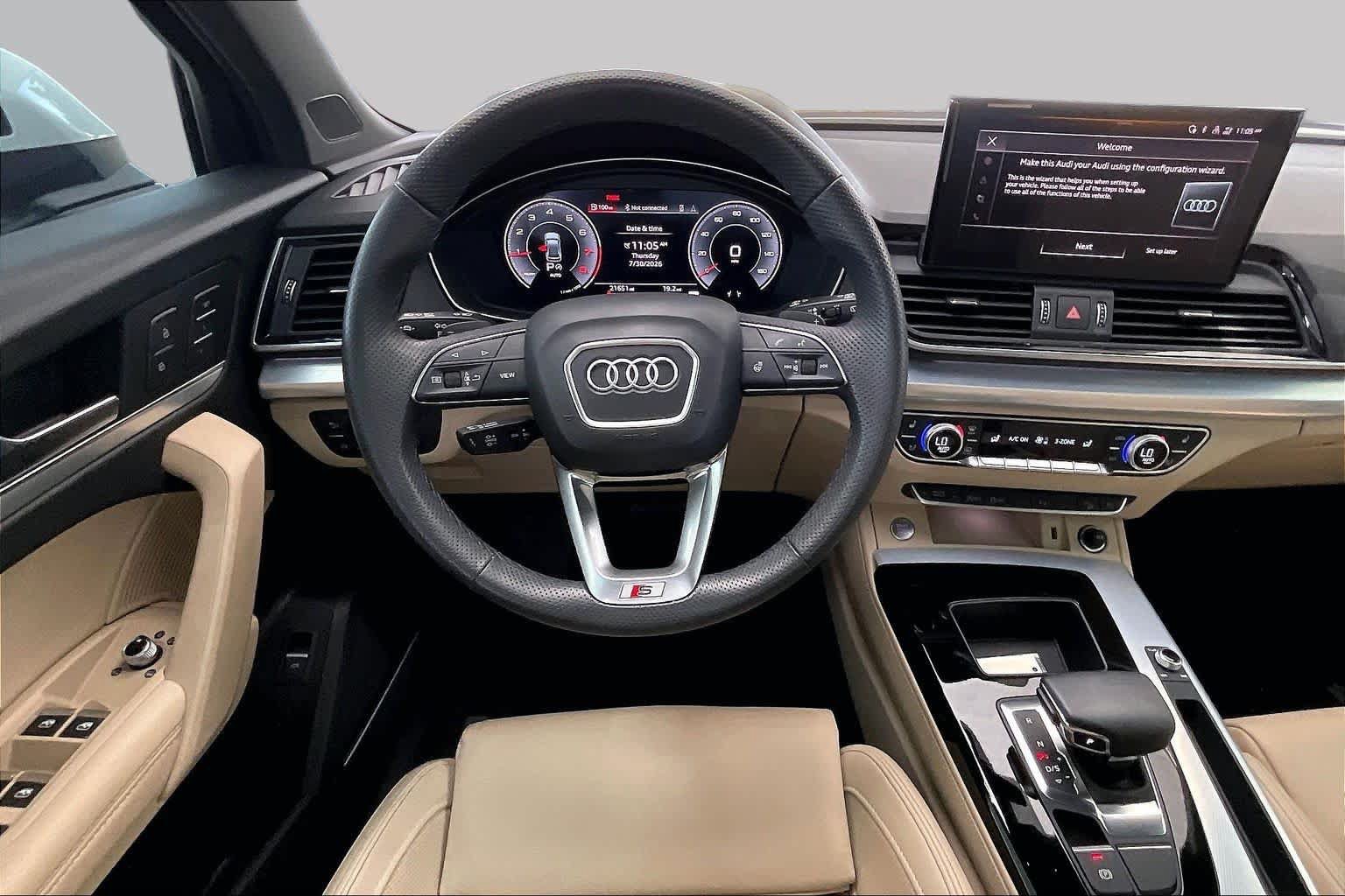Used 2025 Audi Q5 2.0T Premium Plus w/ Premium Plus Package AWD/4WD image 6