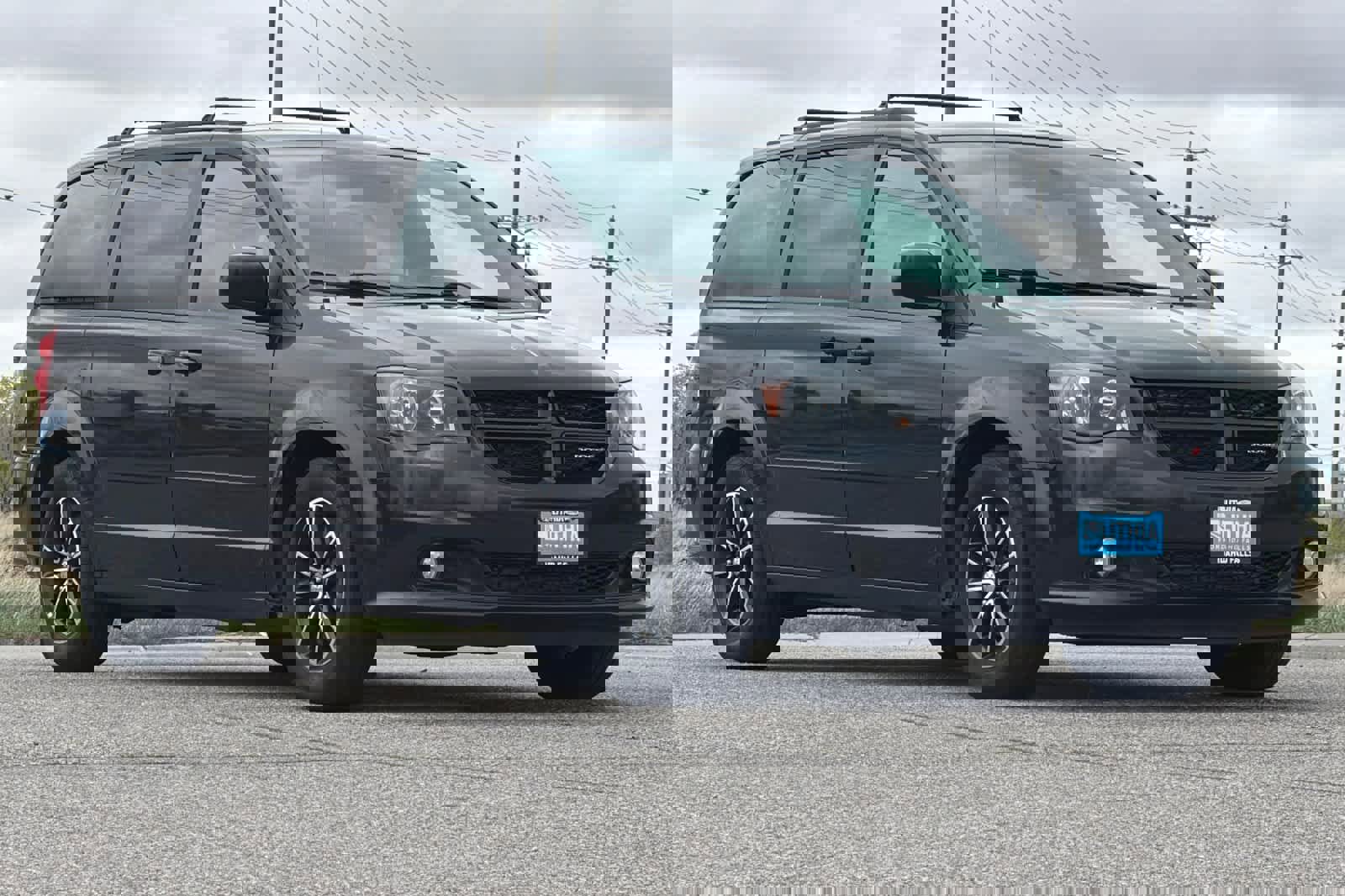 Used 2015 Dodge Grand Caravan R/T image 9