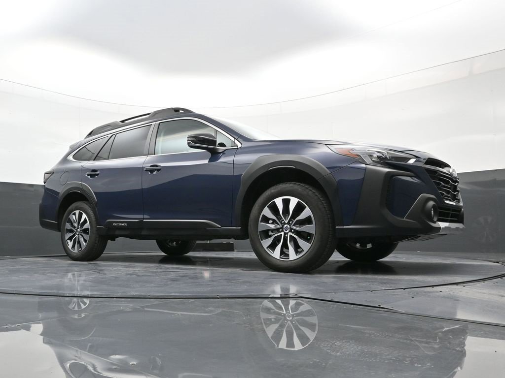 Used 2025 Subaru Outback Limited XT image 21