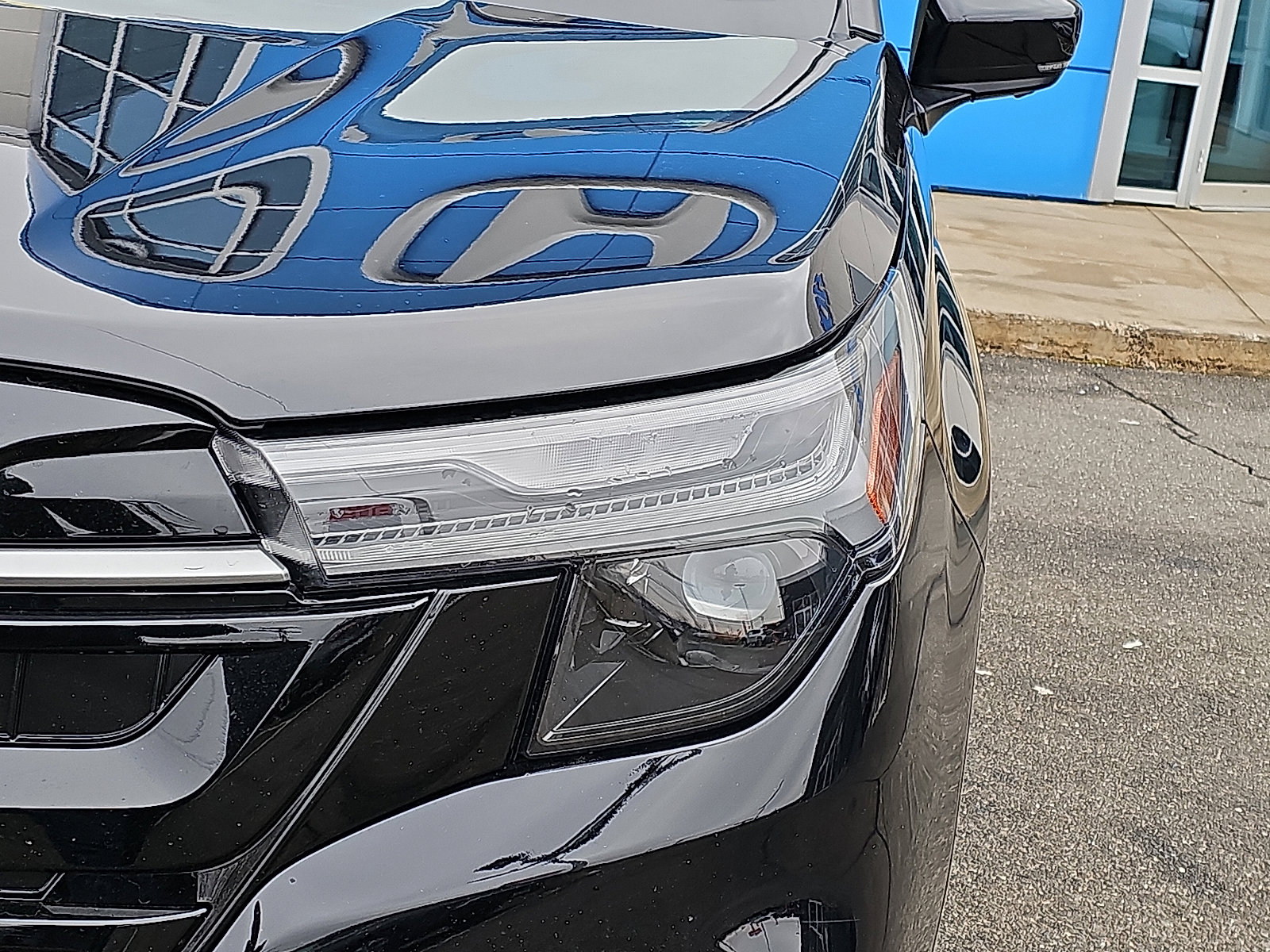 Used 2025 Subaru Forester Touring image 9