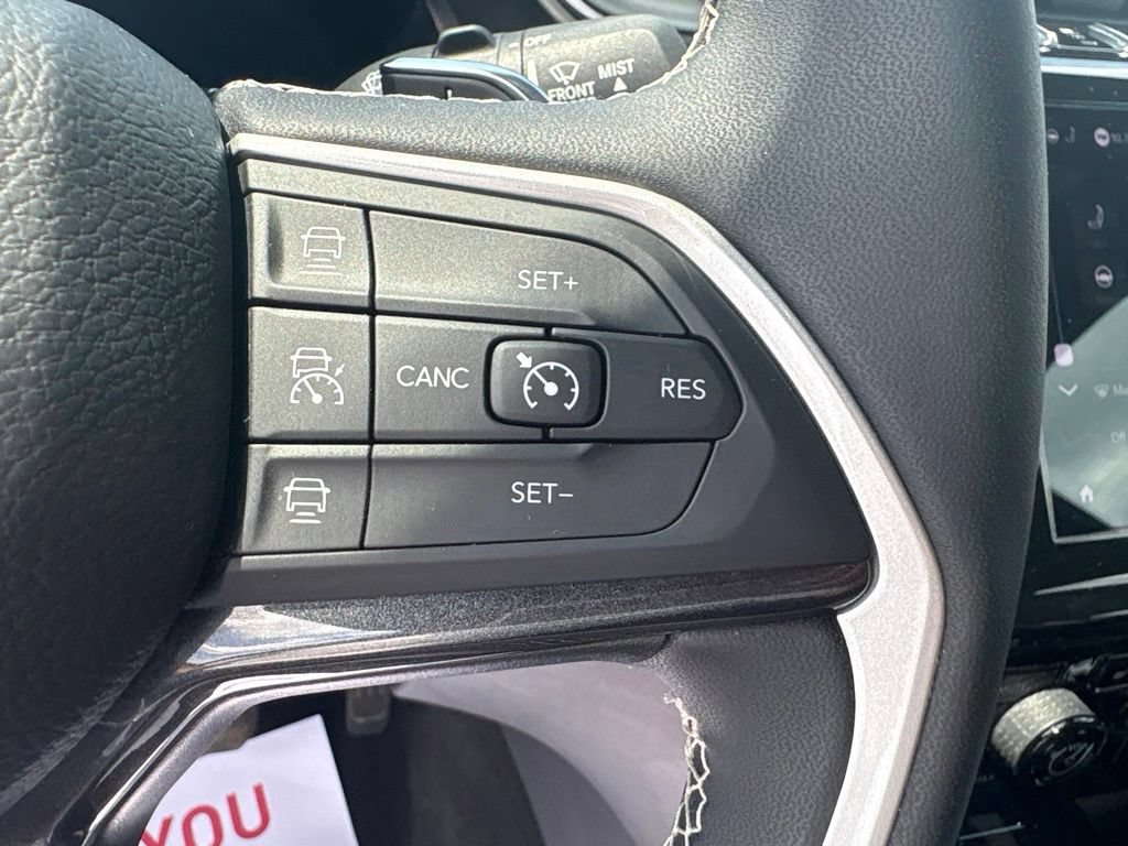Certified 2023 Jeep Grand Cherokee Altitude AWD/4WD image 19
