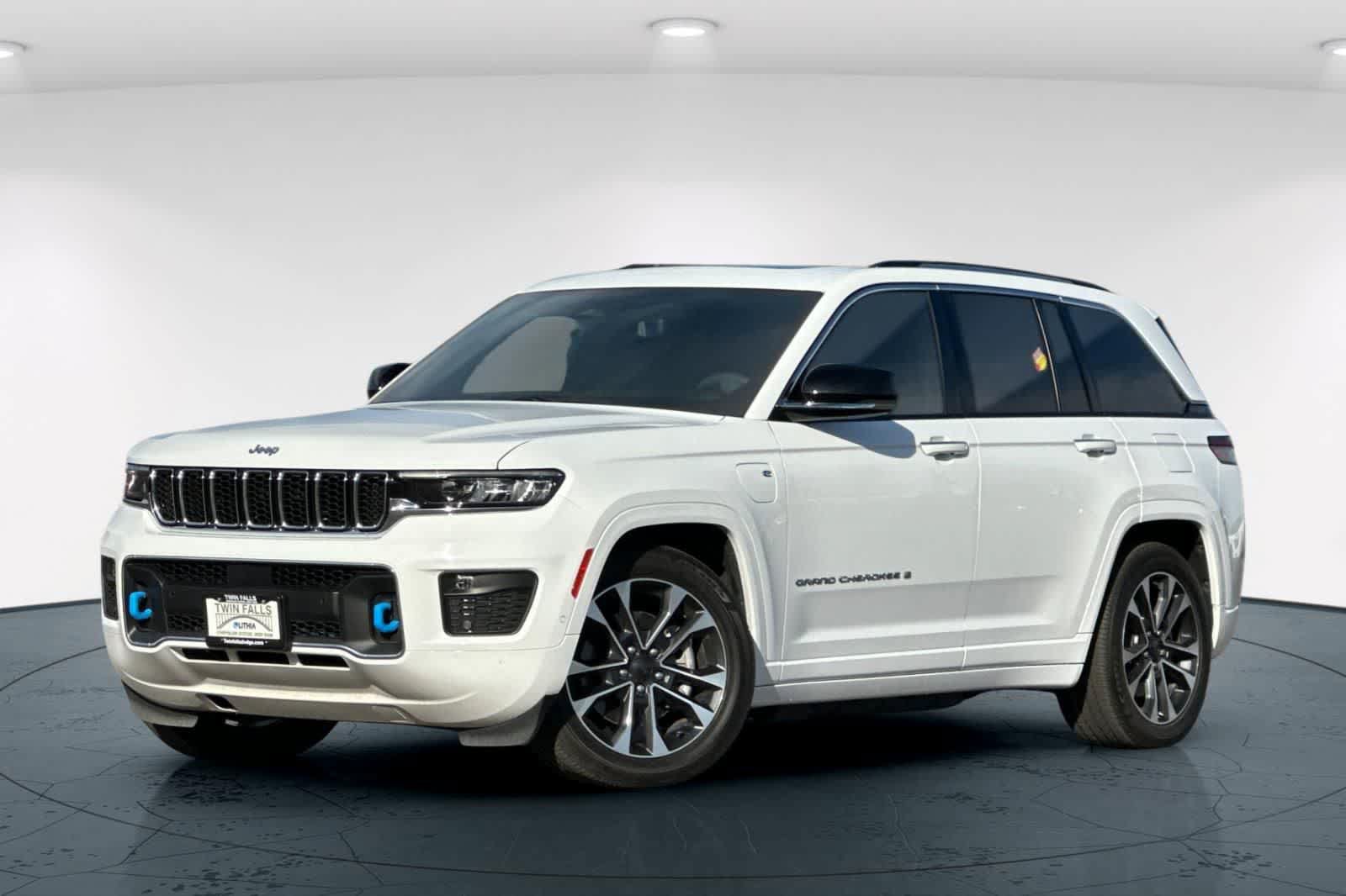 Used 2022 Jeep Grand Cherokee Overland w/ Luxury Tech Group IV