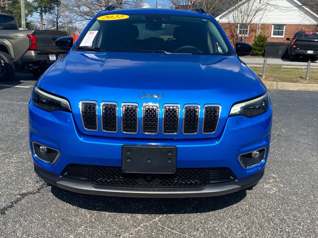 Used 2022 Jeep Cherokee Limited w/ Mopar Interior Package image 16