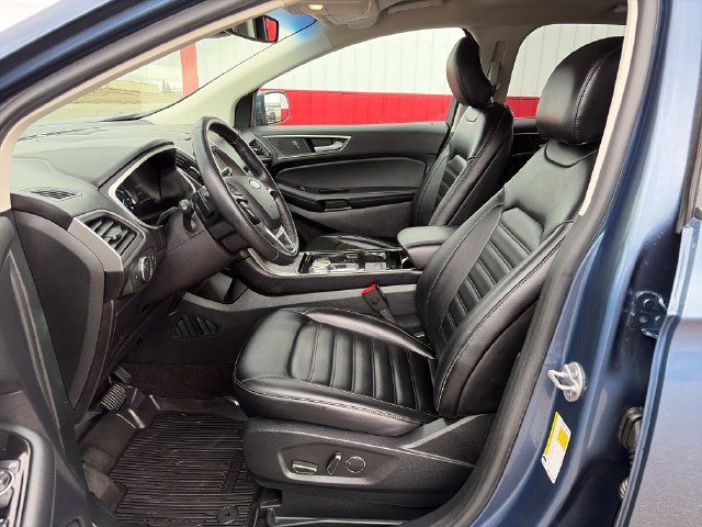 Used 2019 Ford Edge SEL w/ Equipment Group 201A AWD/4WD image 23