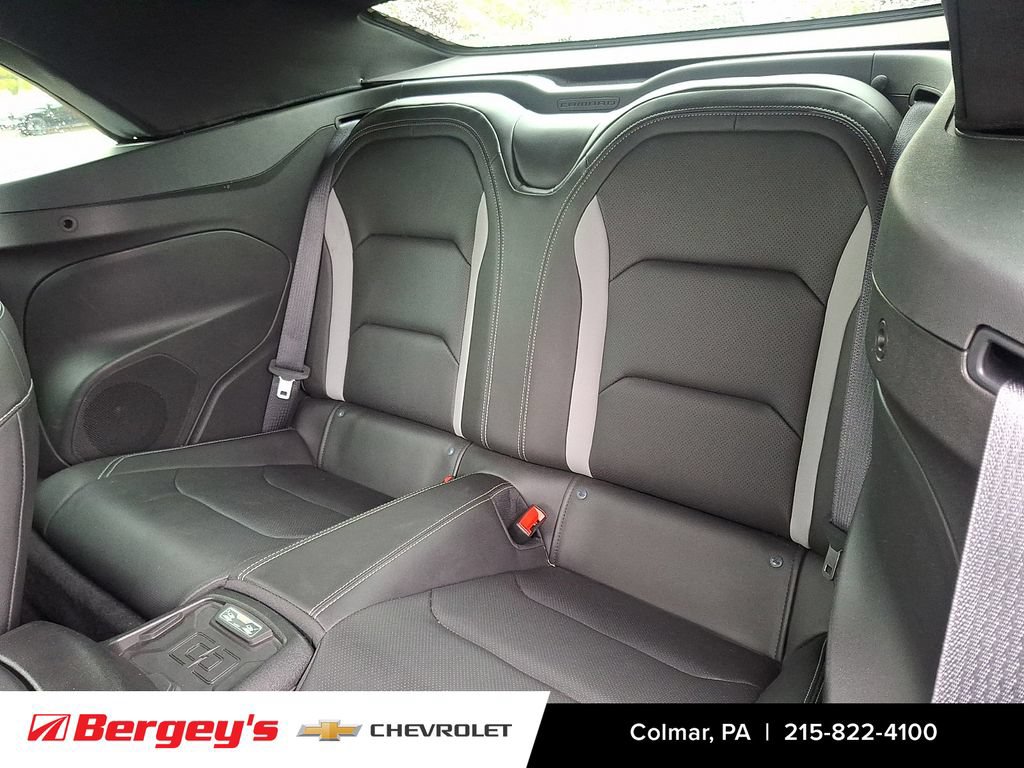 Used 2022 Chevrolet Camaro SS RWD image 12