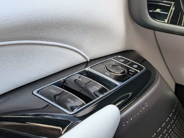Certified 2024 Cadillac Lyriq Sport AWD/4WD image 30