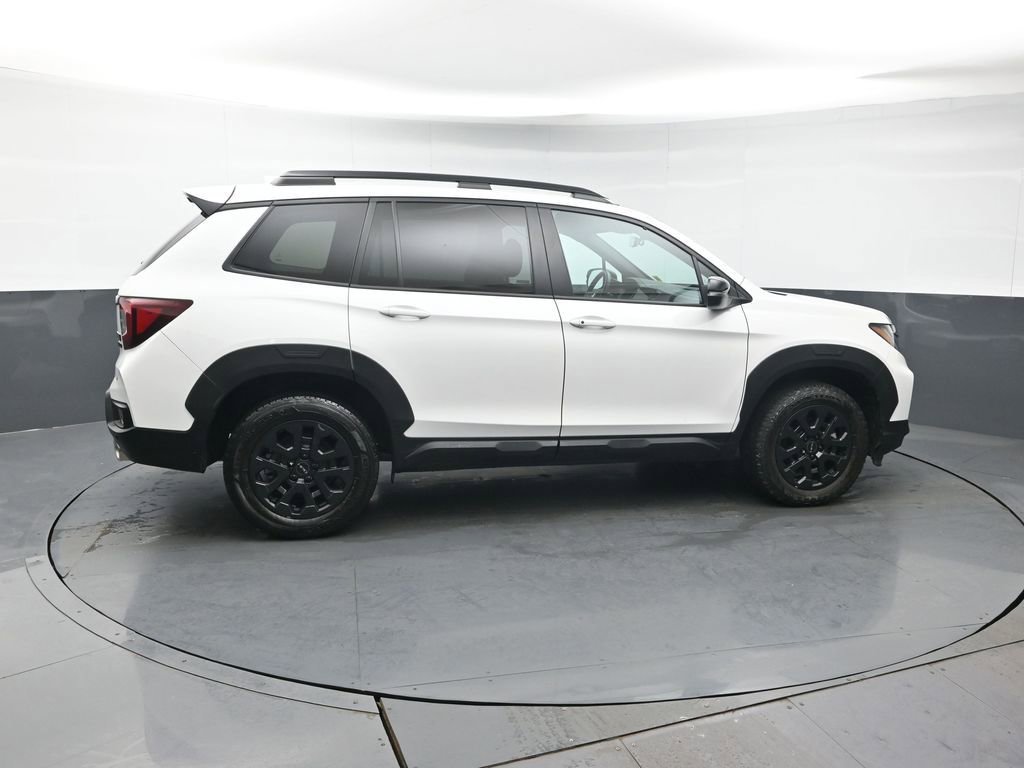 Used 2023 Honda Passport TrailSport image 7